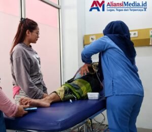 Ketua MSN Labuhanbatu Rio Tan Bantu Lansia Sakit dan Cucu, Wujud Kepedulian yang Menginspirasi